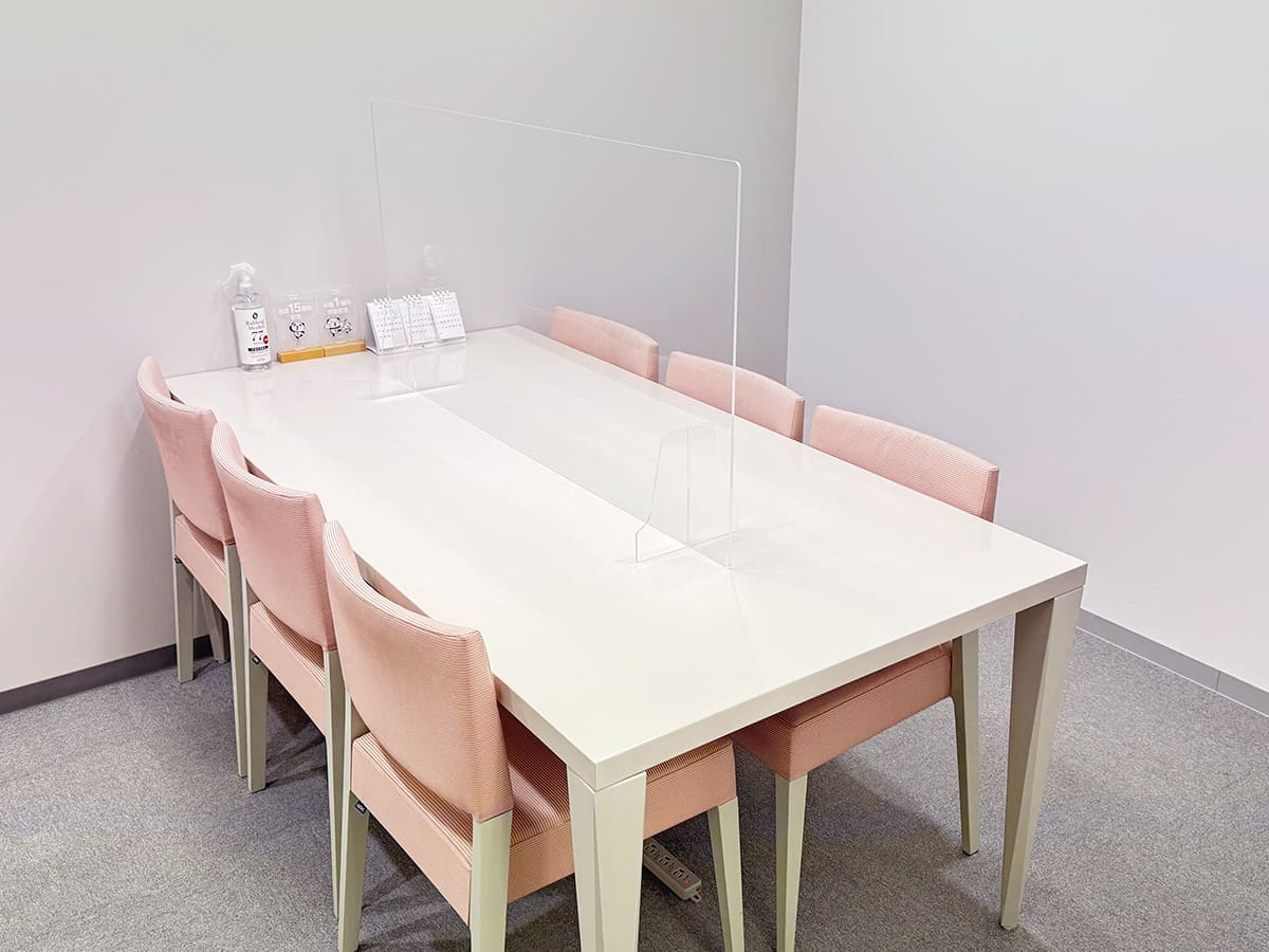 銀座事業部 -応接間-